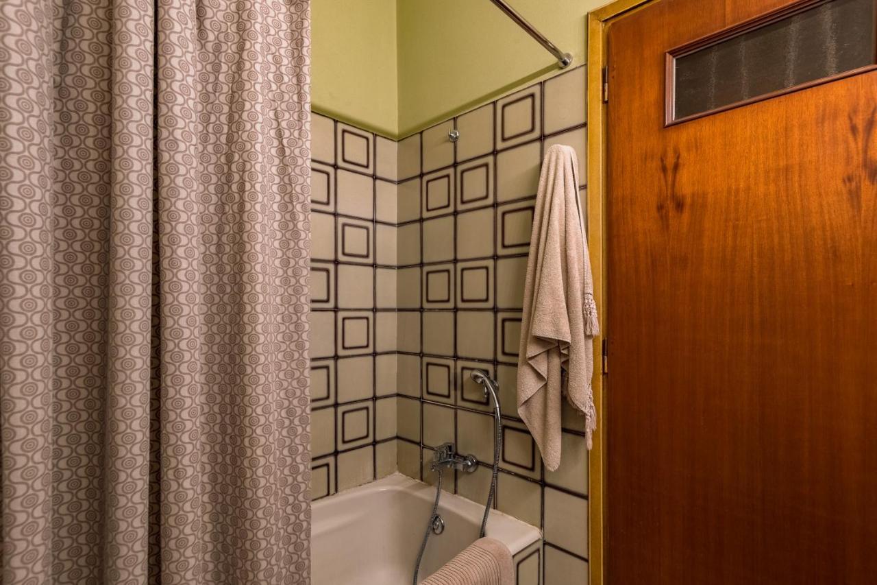 Nickie'S Vintage Home For 3 Атина Екстериор снимка